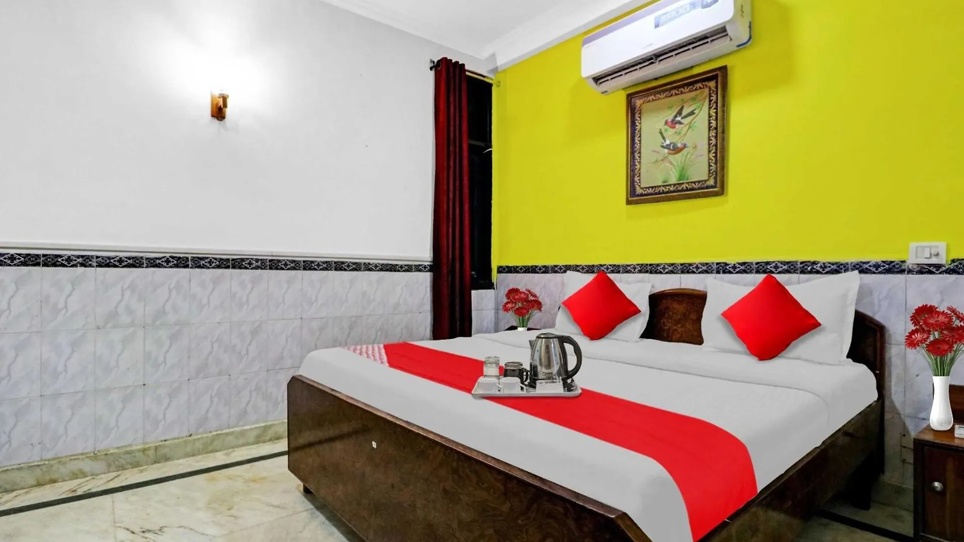 Hotel O Airport Hotel Gross Stay New Delhi