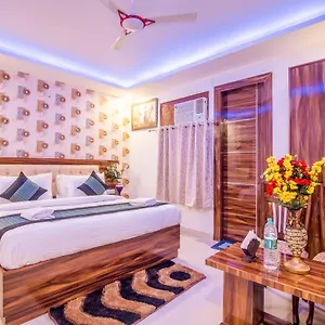 Hotel Festival Mahipalpur Delhi Airport - Near Delhi Aerocity Hotel