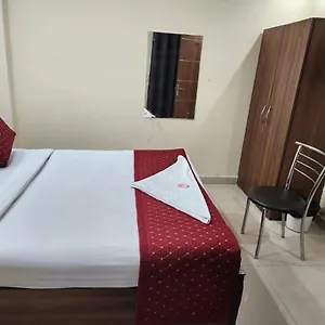 Cozy Cave Hotel