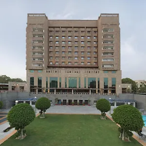 מלון Jaypee Vasant Continental